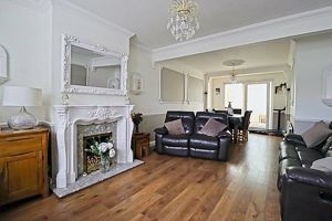 Living / Dining Room- click for photo gallery